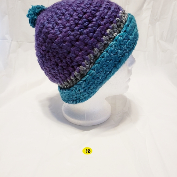 Crocheted hat: #18 - Picture 2 of 5